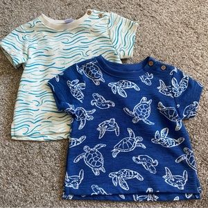 Old Navy Baby T-Shirts / 6-12 / 2 for $8
